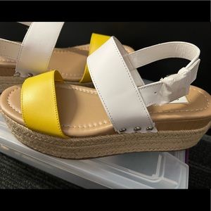 Steve Madden Fifer Sandal